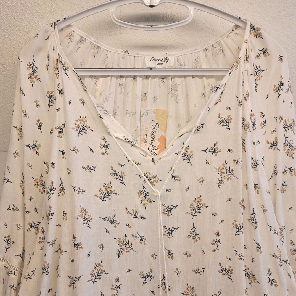 SIREN LILY Women's 2XL Beige Blue Floral Tassle Tie Blouse - Picture 3 of 10